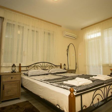 Двойна стая I Apartment Царево Екстериор снимка